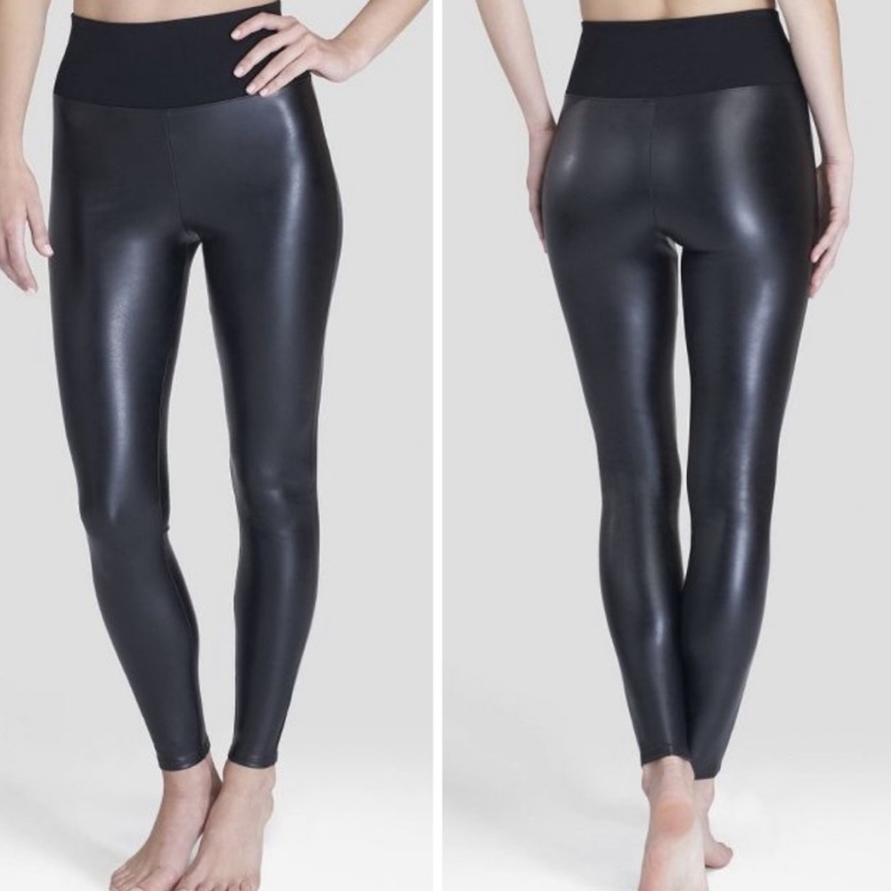 New Spanx assets leggings size Medium, black faux leather legging’s